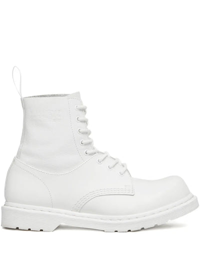 X Dr. Martens 1460 Boots