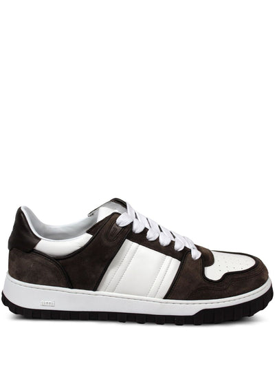 Walk Sneakers