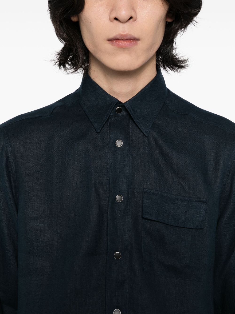 linen shirt