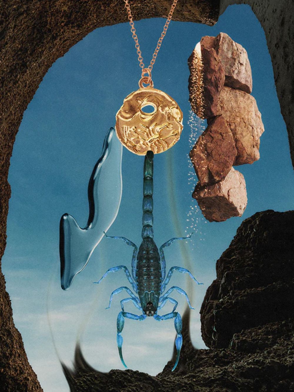 statement-pendant necklace