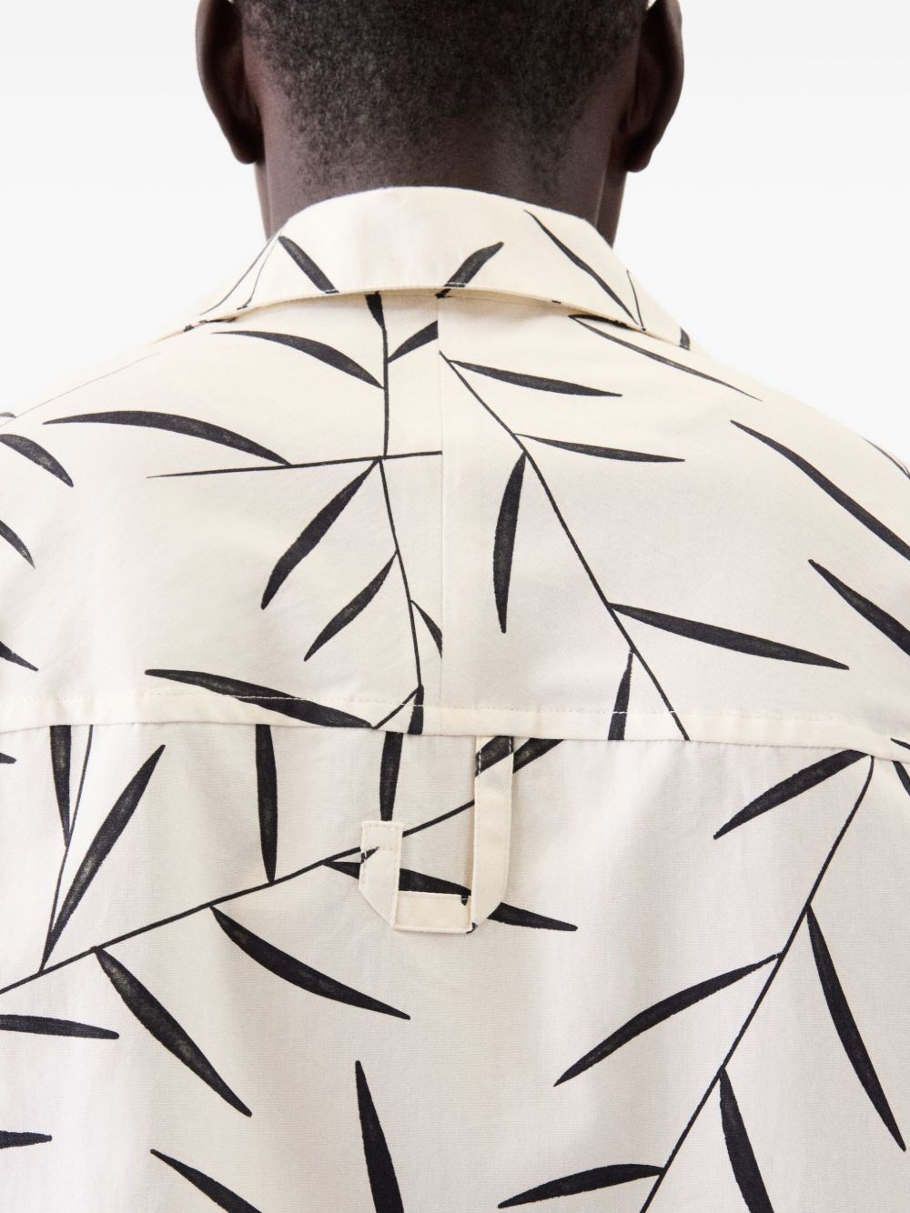 leaf-print short-sleeve shirt