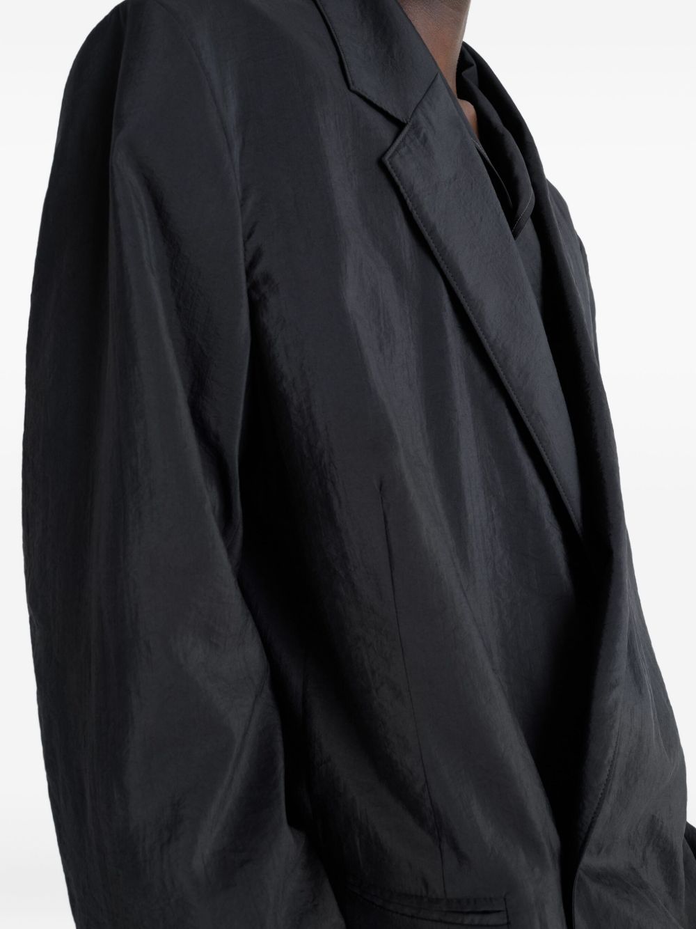 single-breasted blazer