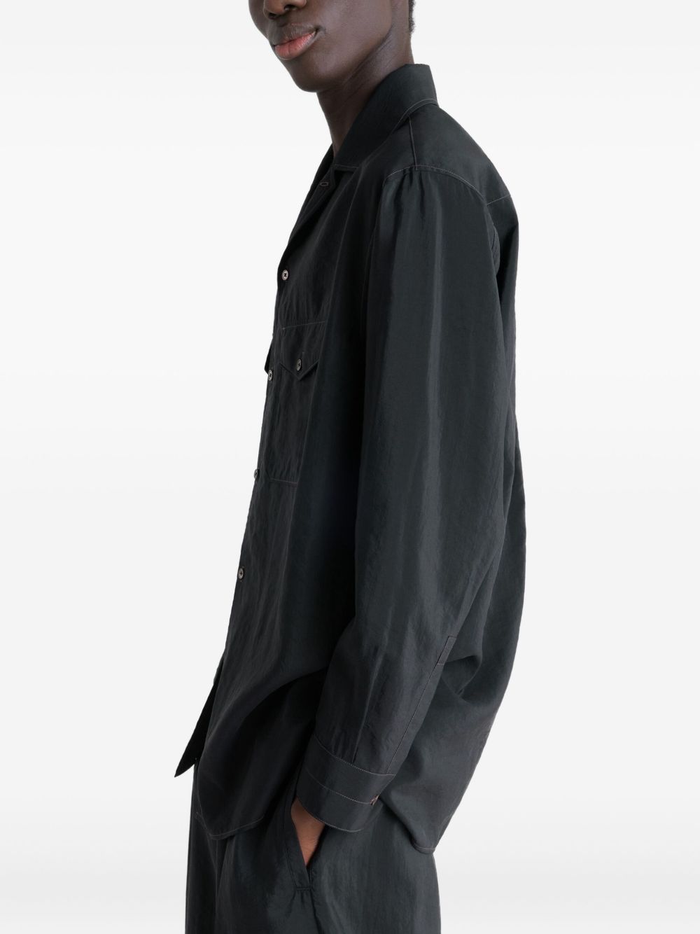 notched-collar fla-pocket shirt