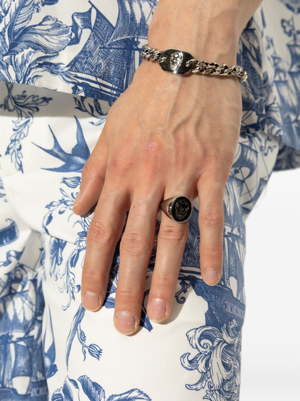 skull-embossed signet ring