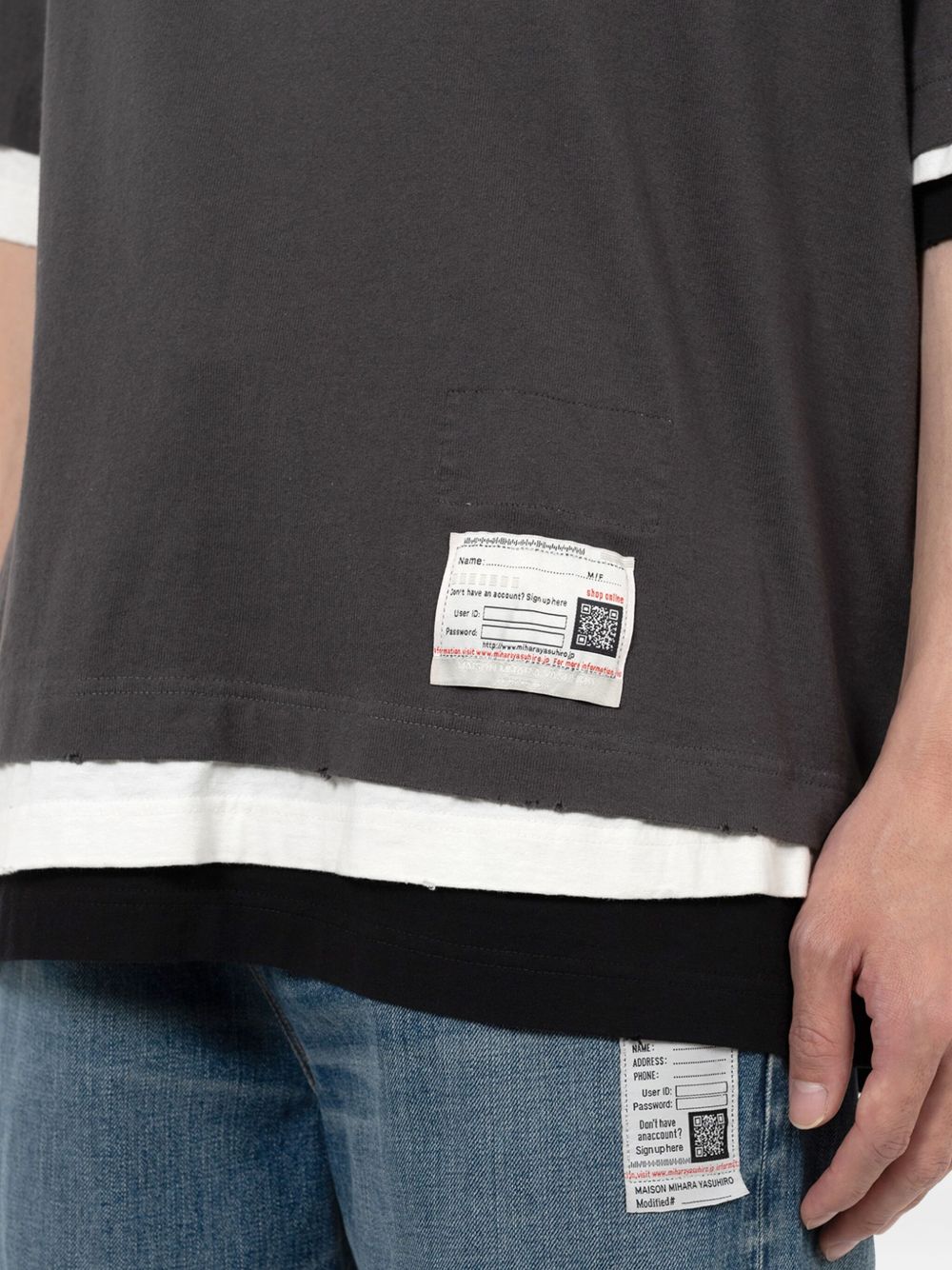 layered pocket T-shirt