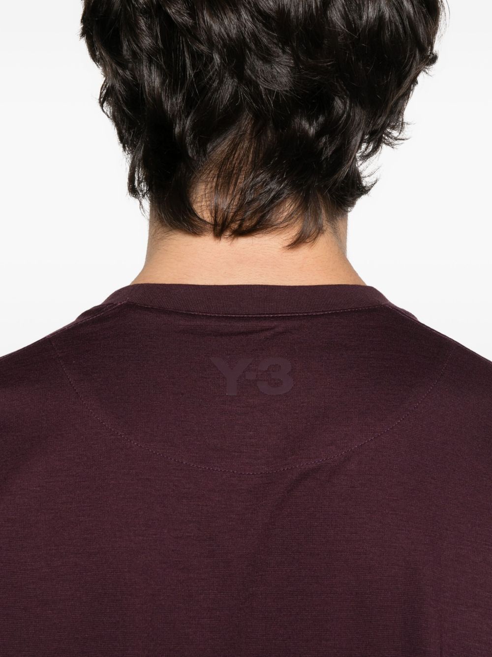 crew-neck short-sleeve t-shirt