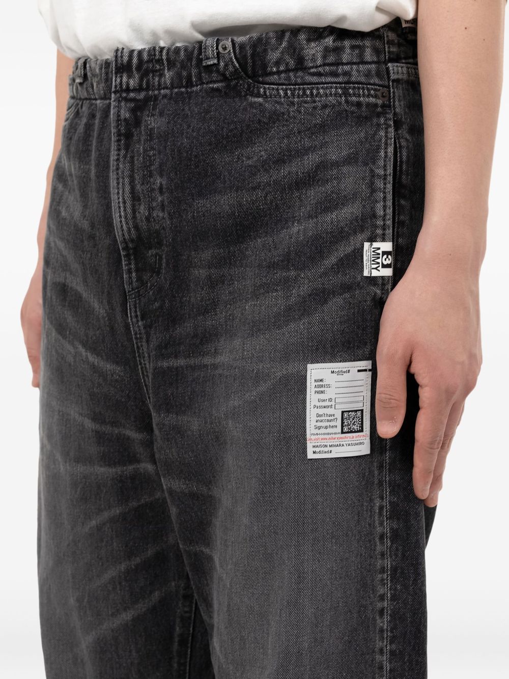 elastic-waist patch-pocket jeans