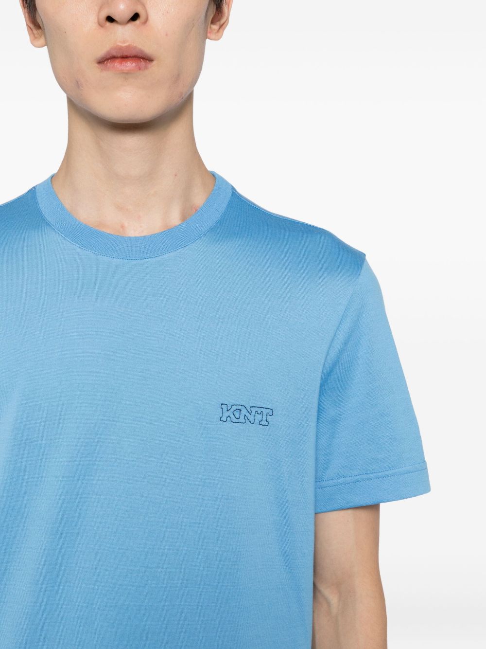 embroidered-logo T-shirt