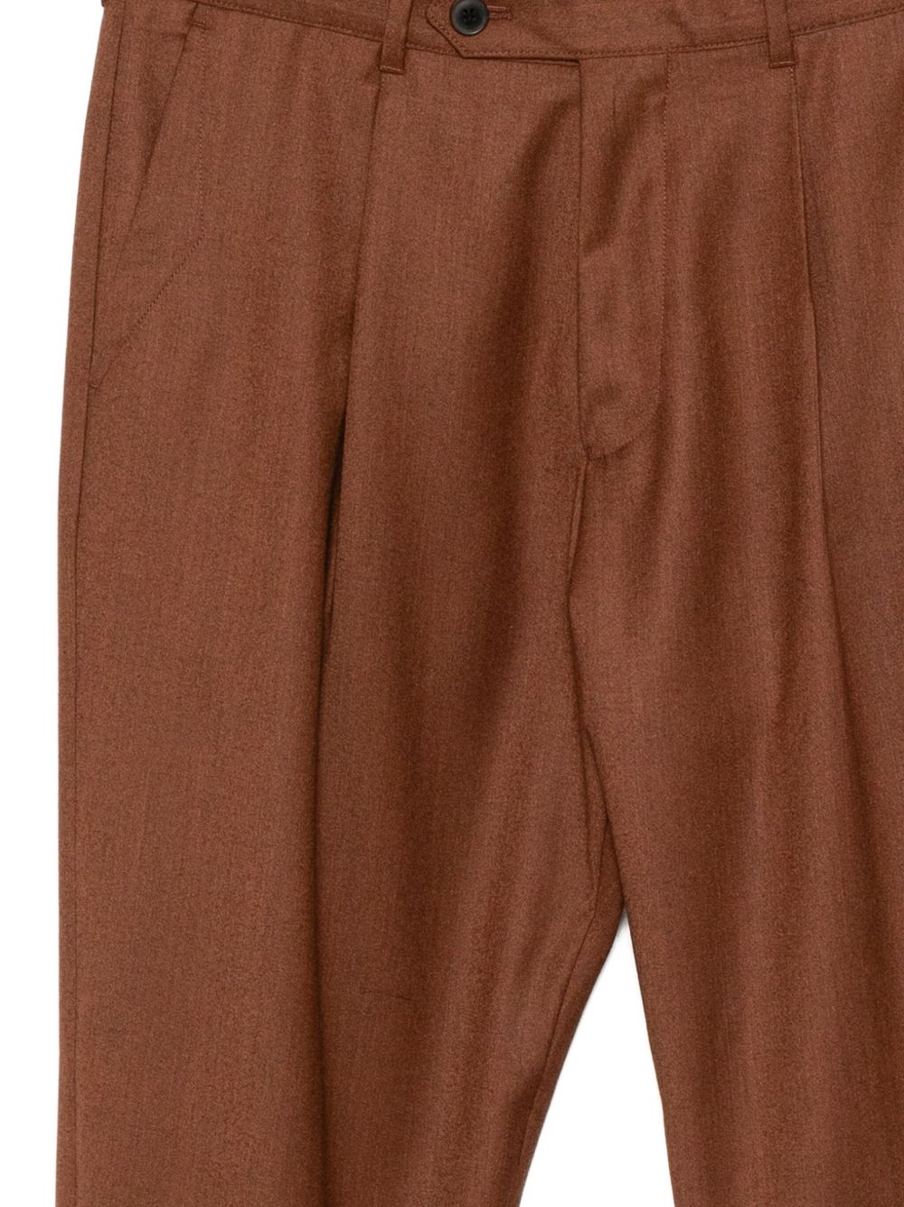 straight-leg trousers