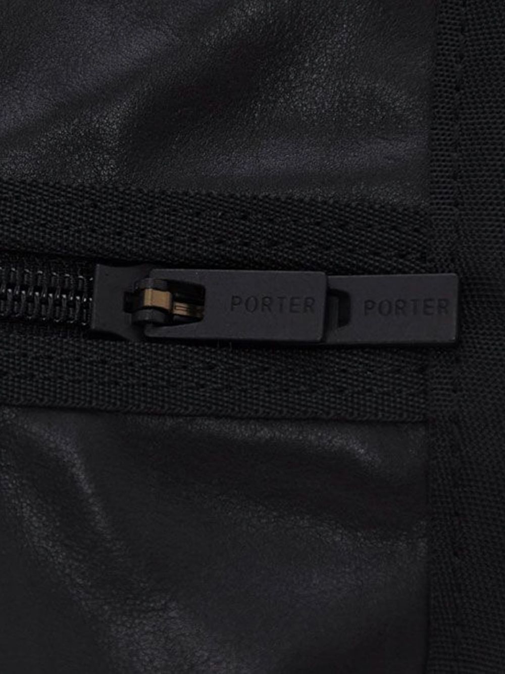 logo-patch messenger bag