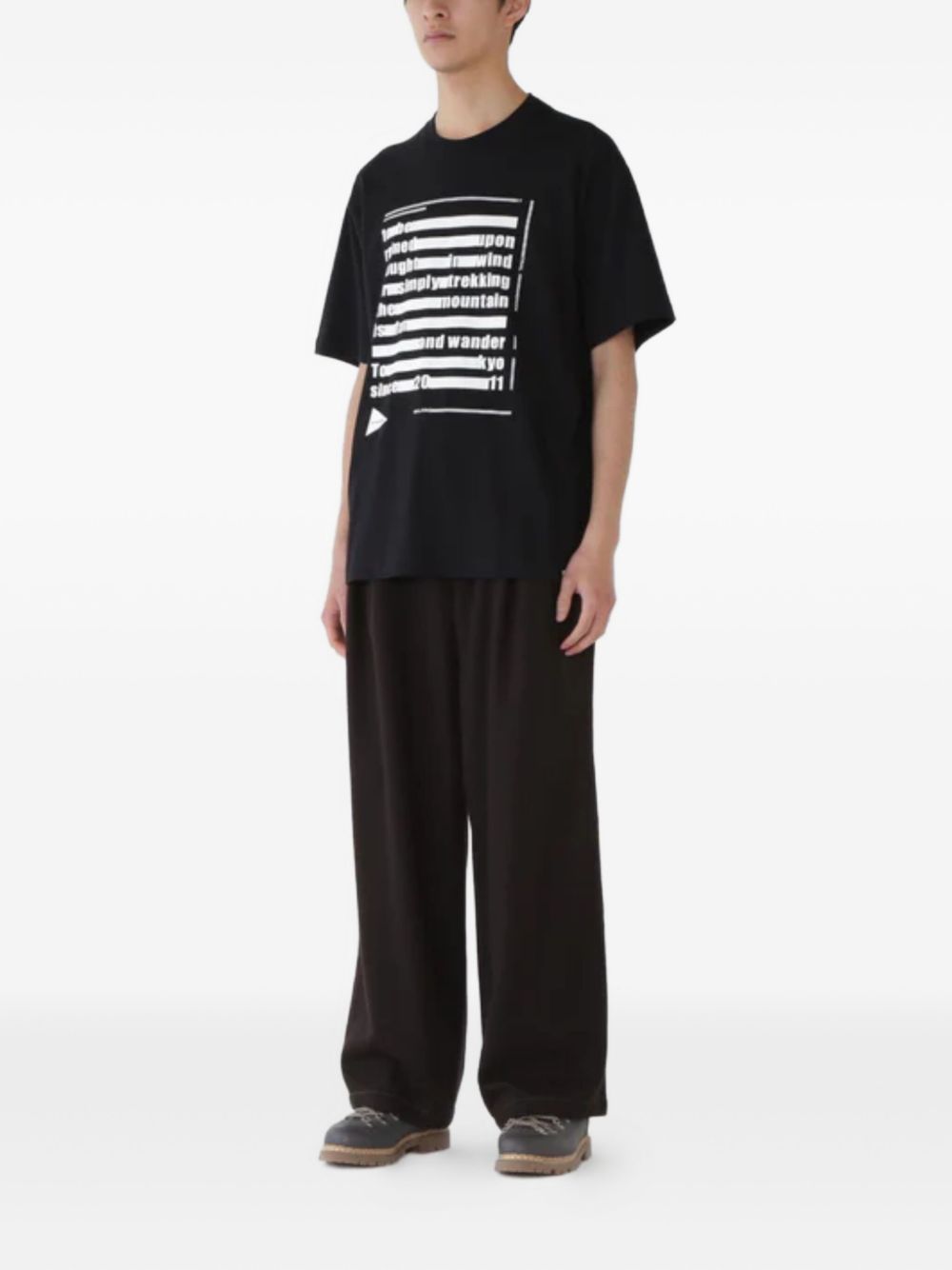 graphic-print T-shirt