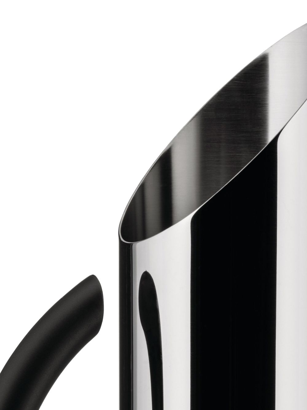 angled handle homeware