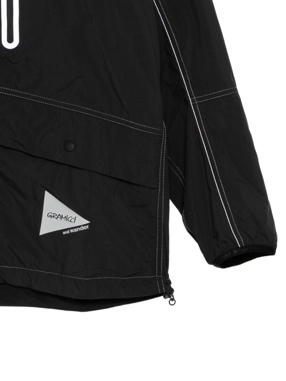 contrast-stitched logo-patch jacket