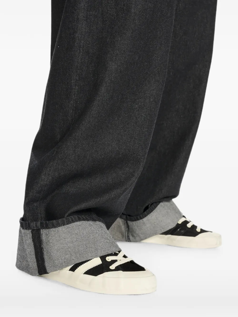 denim pants