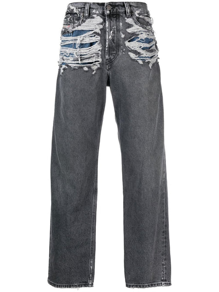 2010 007J4 Straight-Leg Jeans