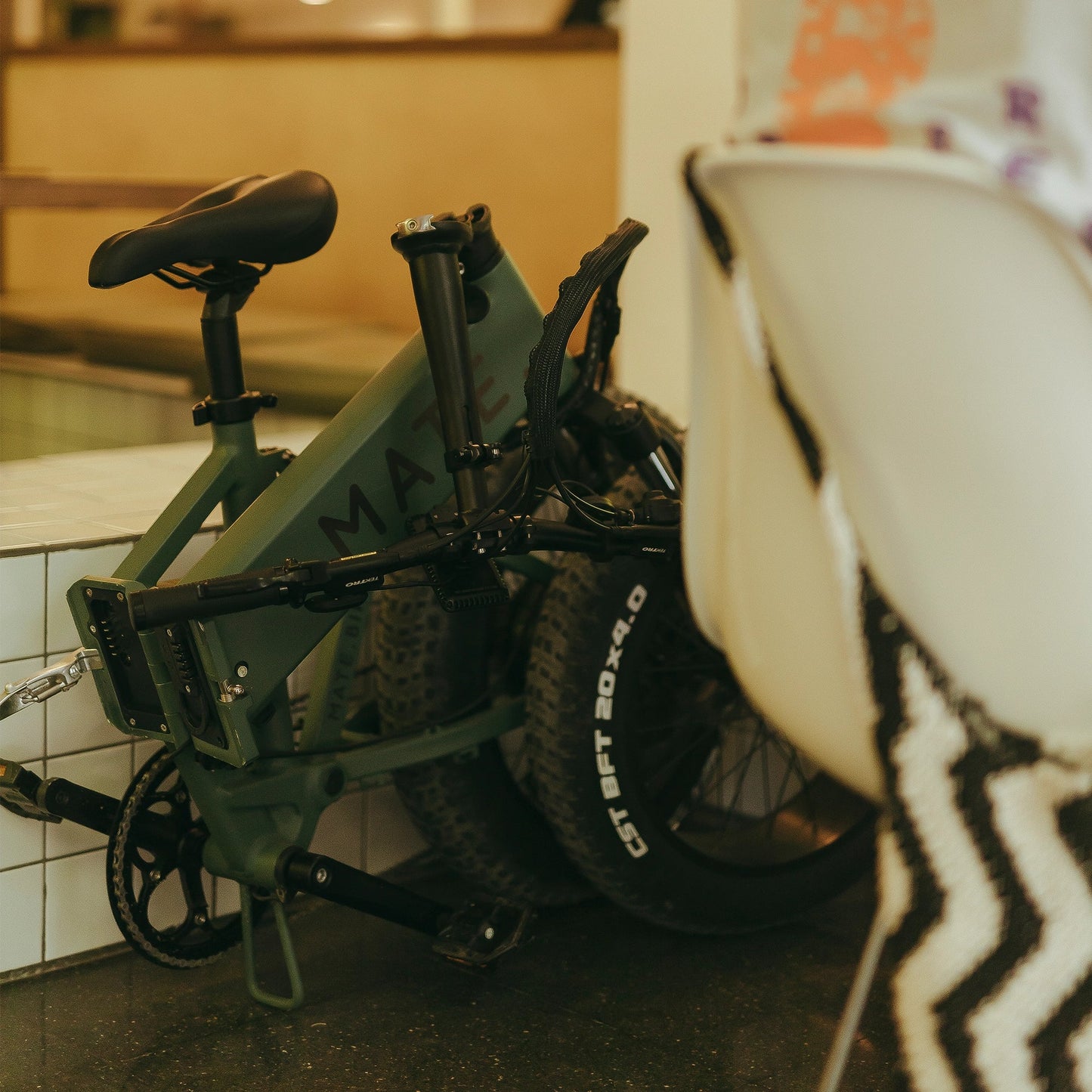 Mate X 250W Dusty Army Green Bike
