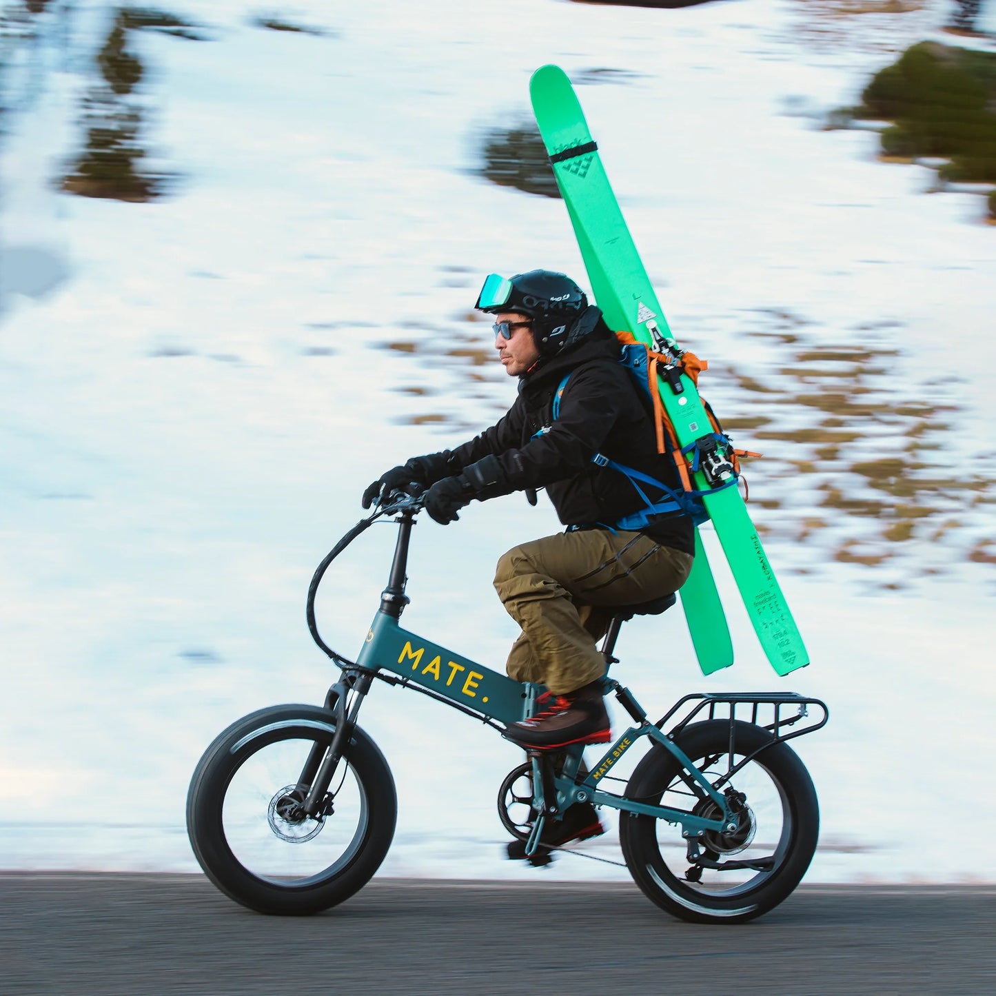 Mate X 250W Jet Grey Bike