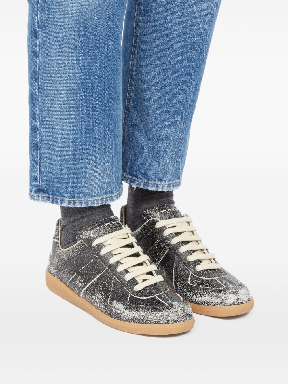 Replica sneakers 