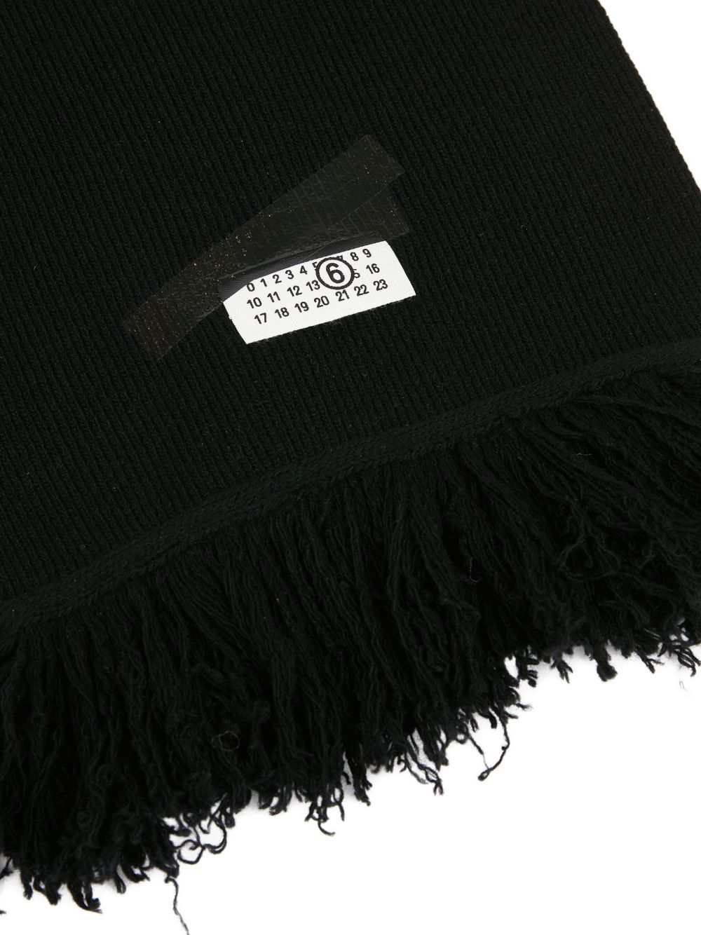 ribbed fringed scarf