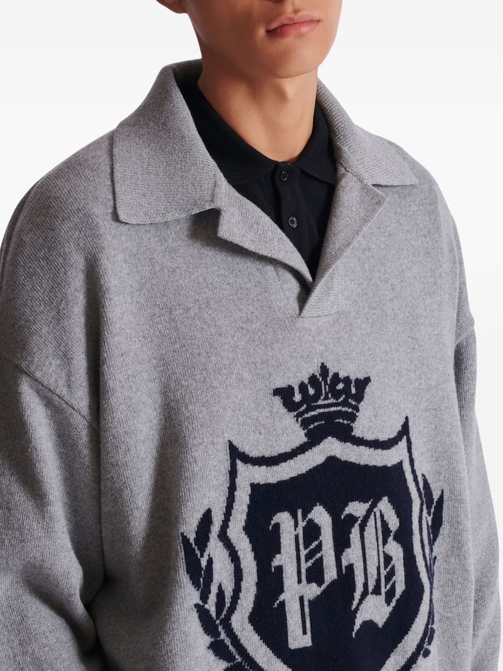 emblem sweater