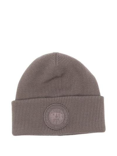 Ribbed Logo-Patch Beanie