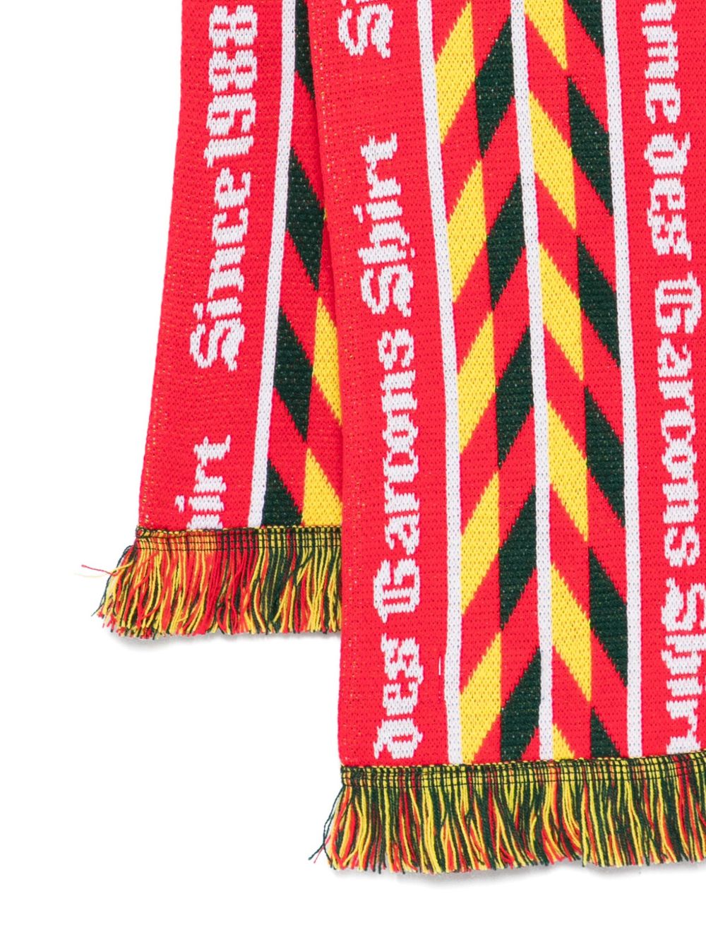 chevron-pattern fringed scarf