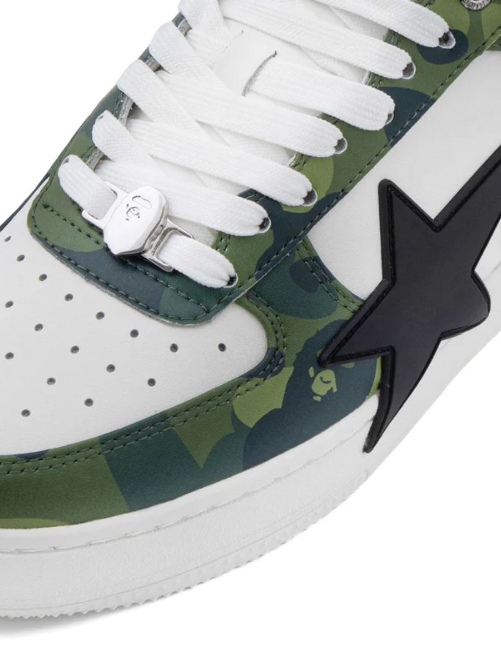 Star-appliqué sneakers
