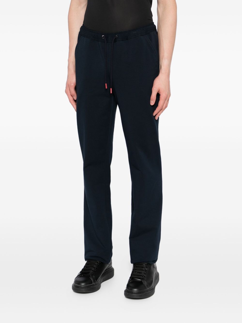 straight-leg trousers