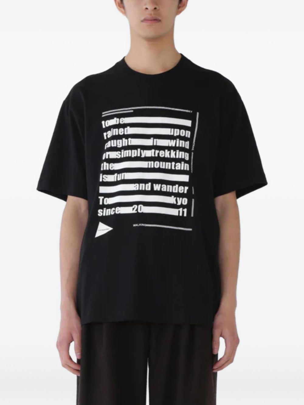 graphic-print T-shirt