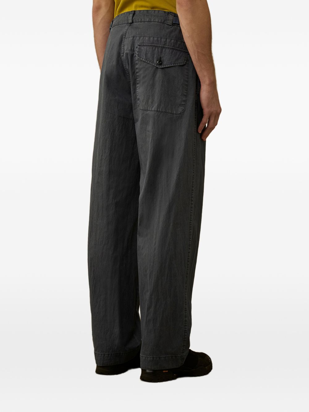 pleated logo-detail trousers