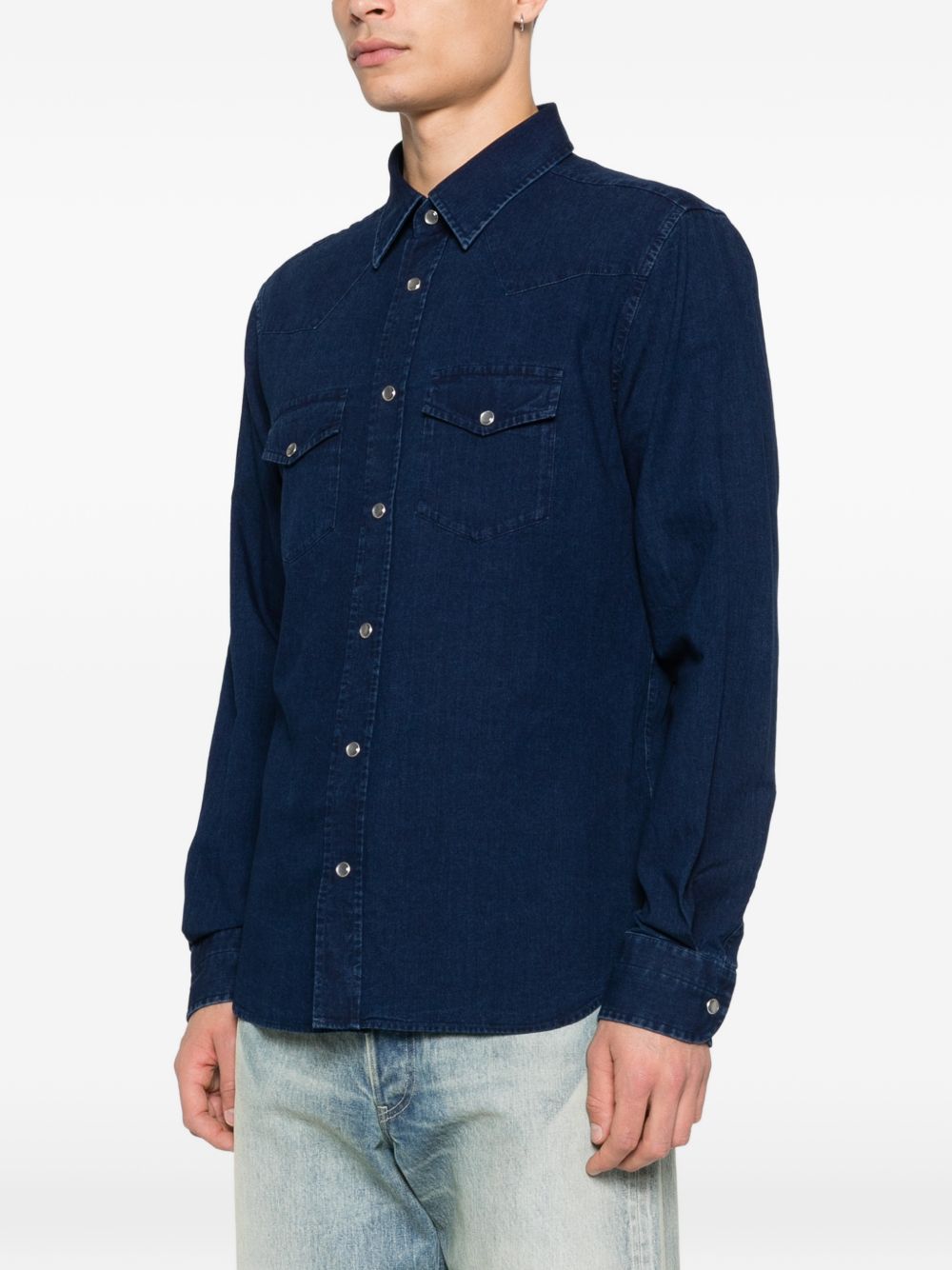 chest-pocket shirt