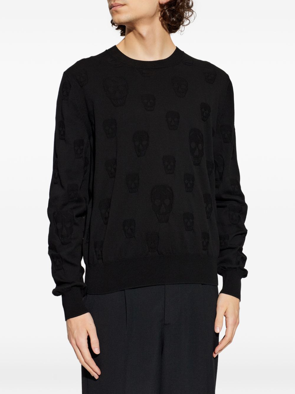 skull-pattern sweater