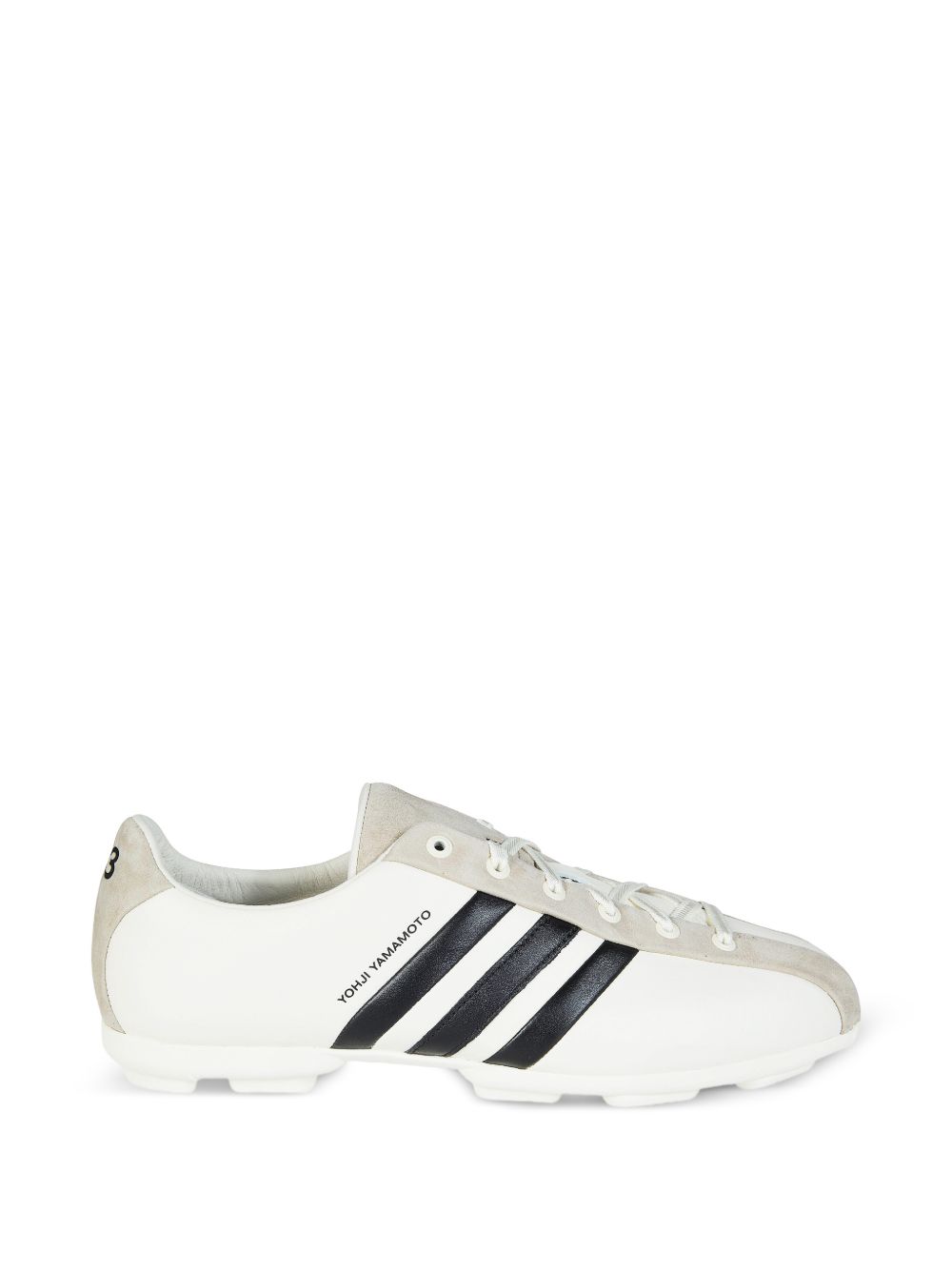 Field sneakers