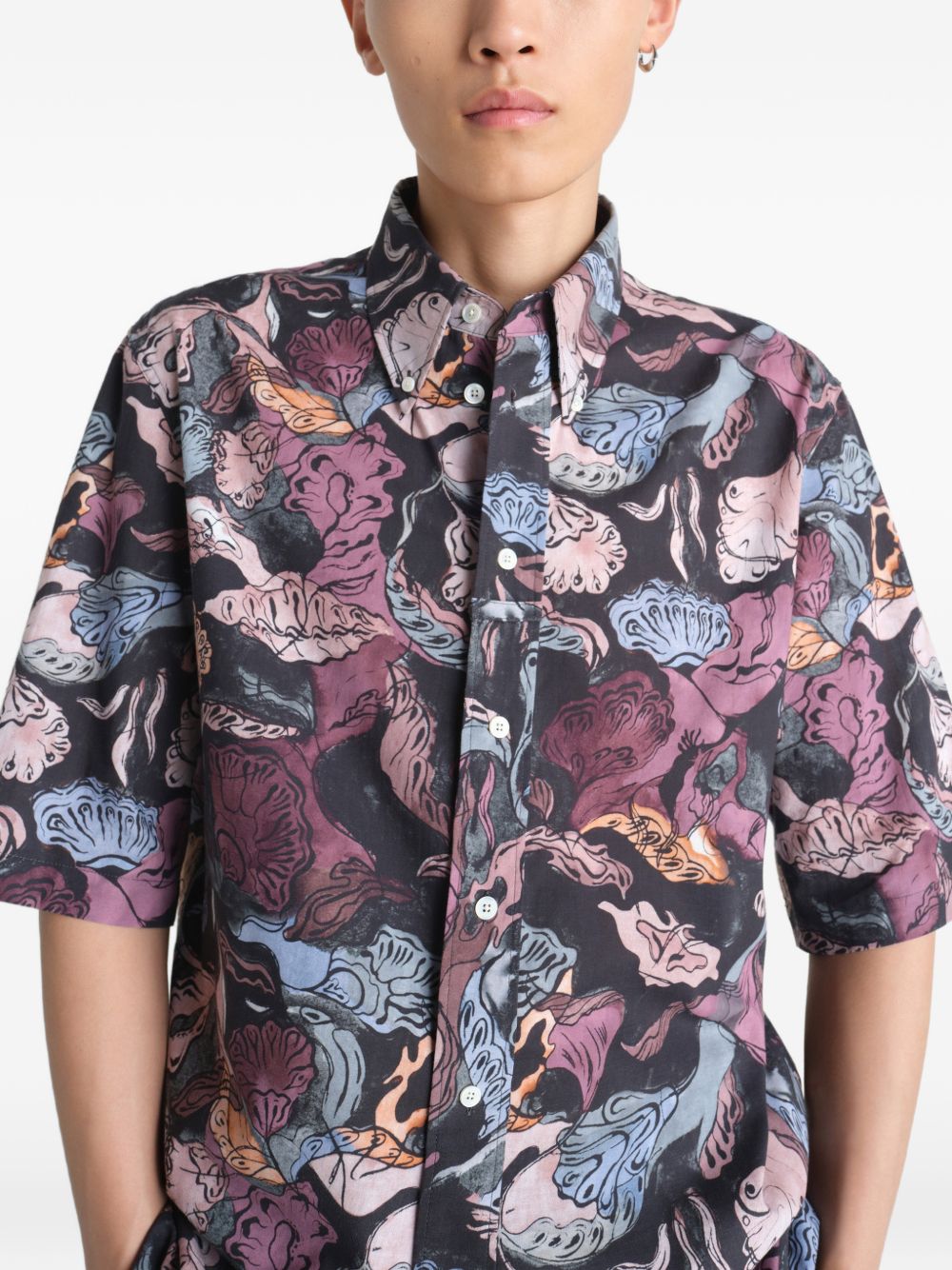 short-sleeve buttoned shirt