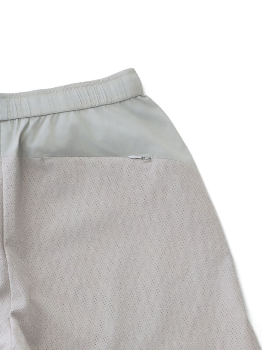 Orbit LT perforated drawstring shorts