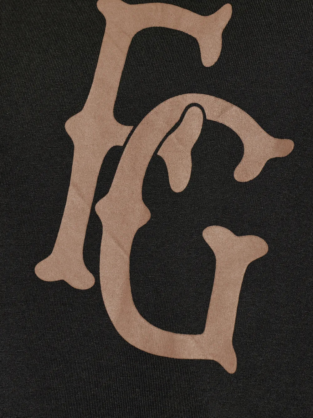43 logo-print T-shirt