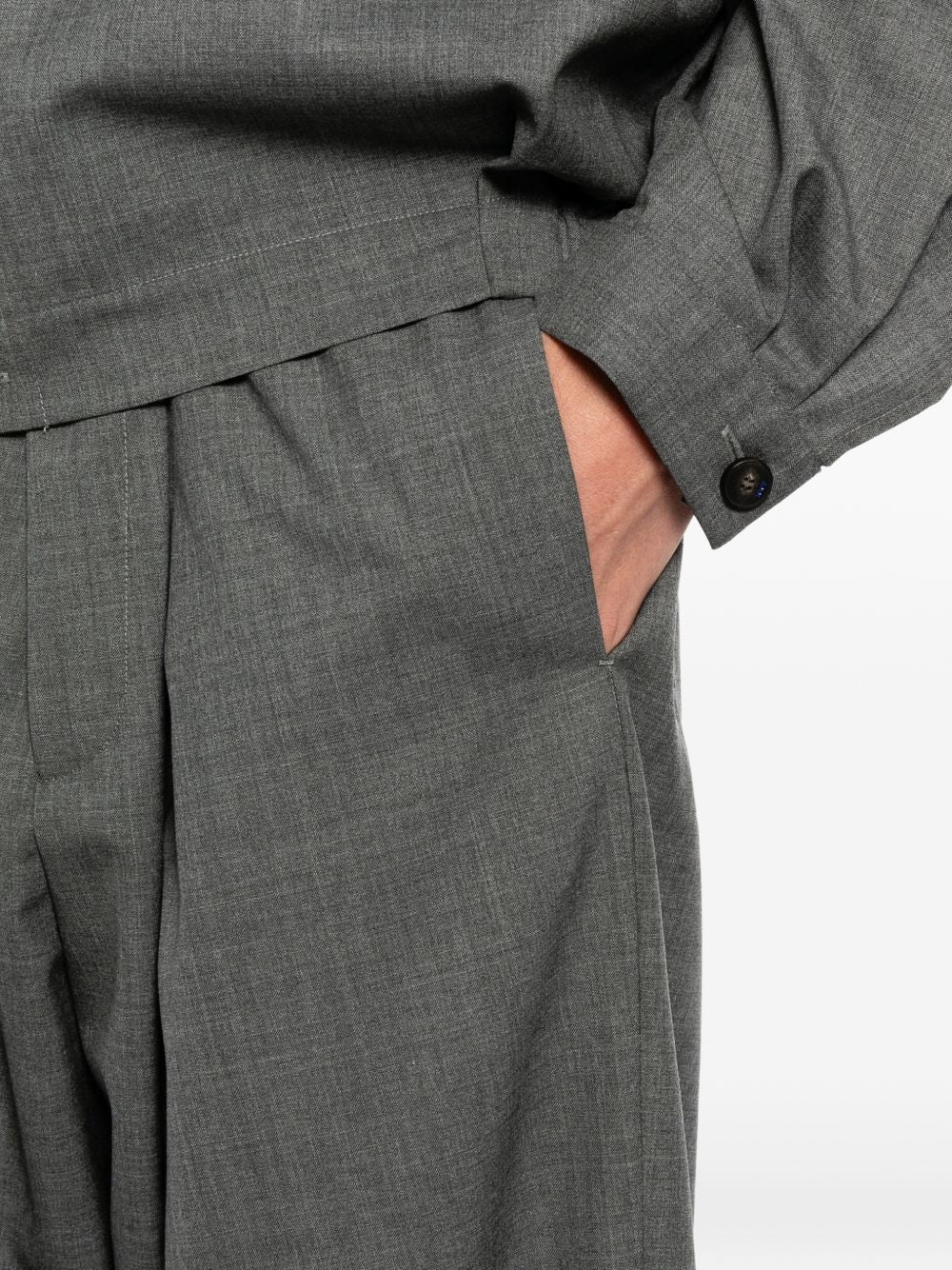rear elasticated waistband trousers 