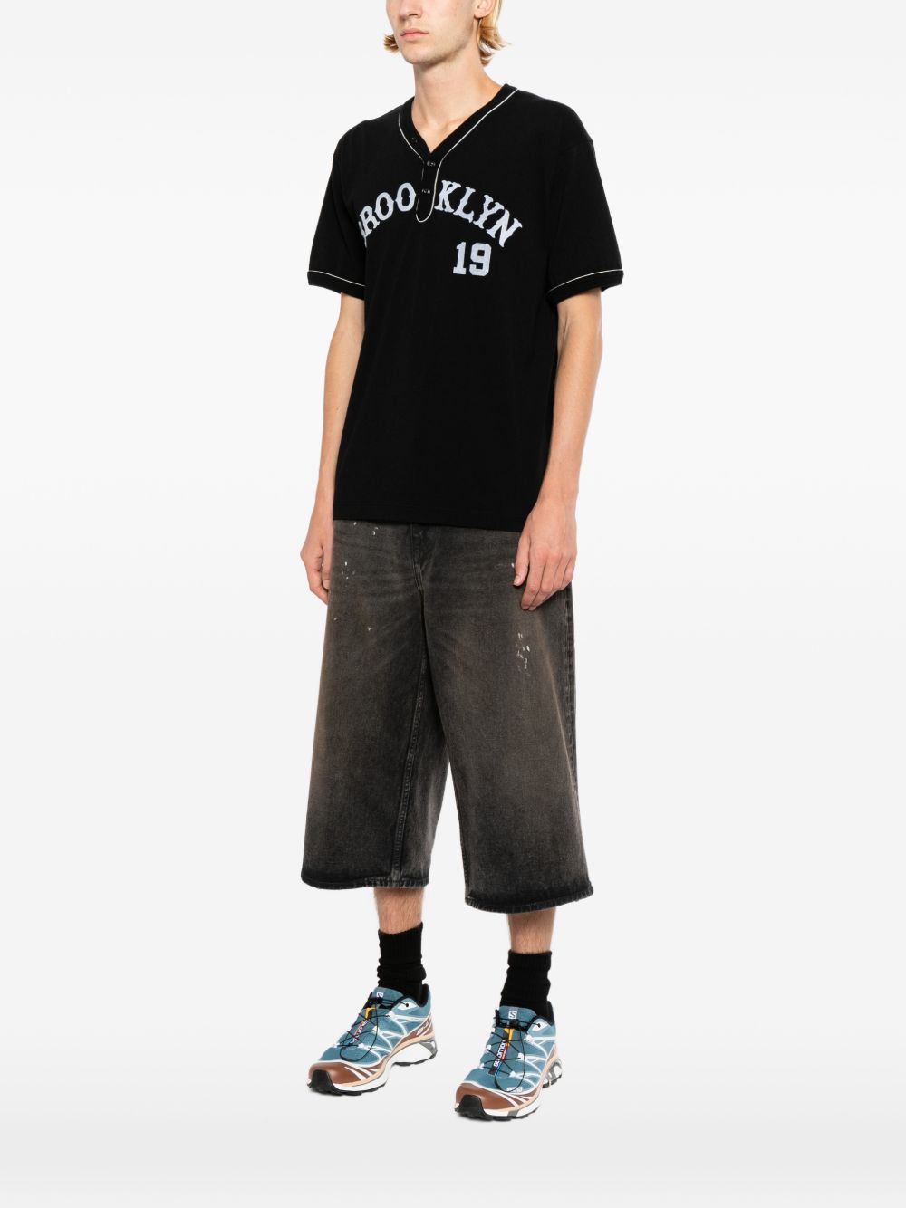 graphic-printed V-neck T-shirt