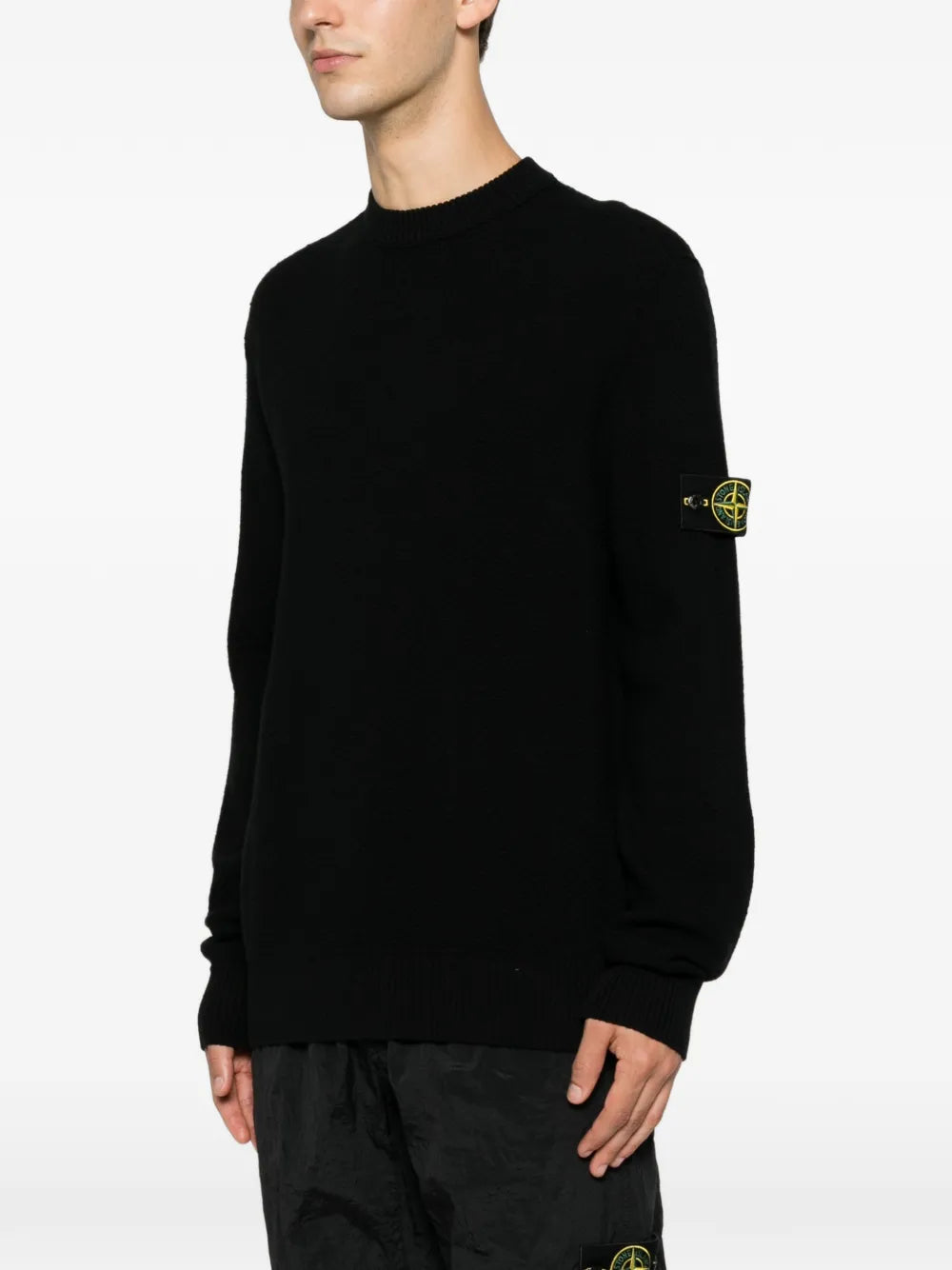 logo-patch ribbed-trim sweater