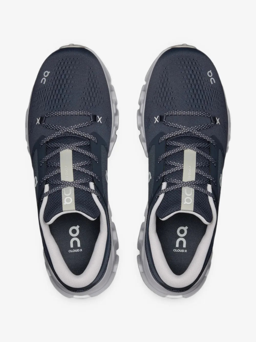 Cloud X 5 Sneakers