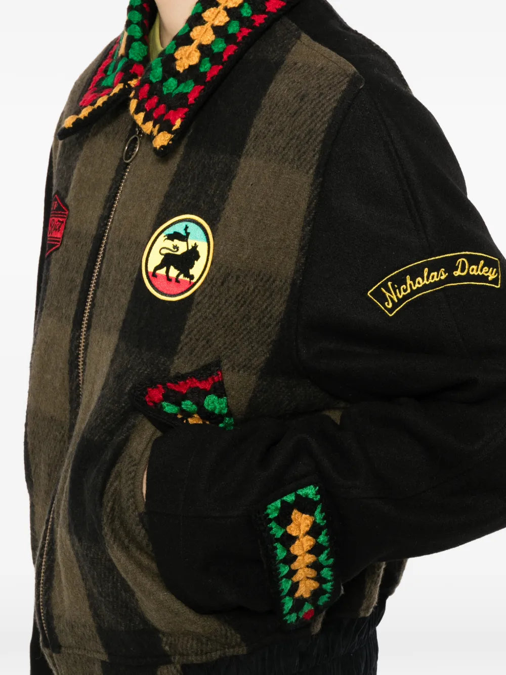 logo-embroidered jacket 