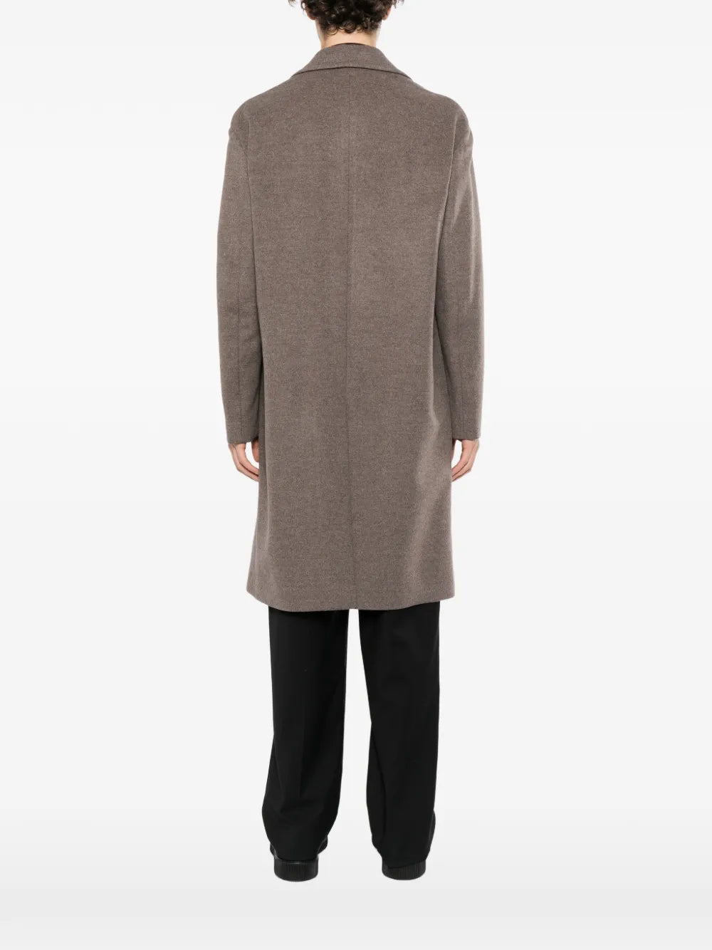 single-breasted notched-lapels coat