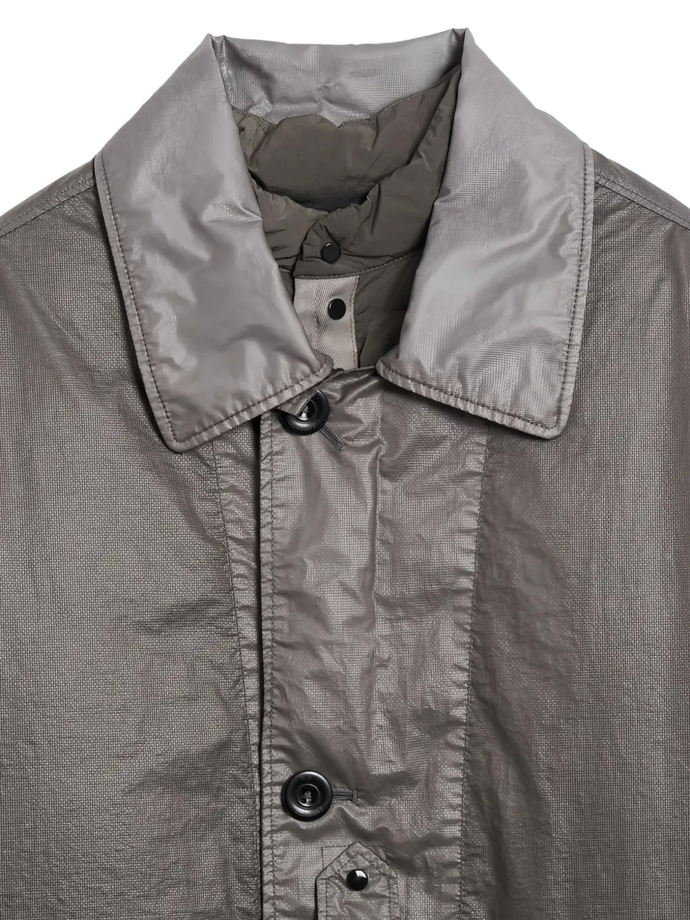 Lens-detail layered coat